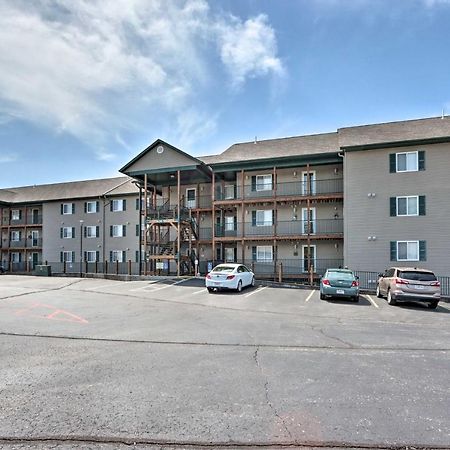Step-Free Camdenton Condo With Boat Ramp, Dock, Slip 외부 사진