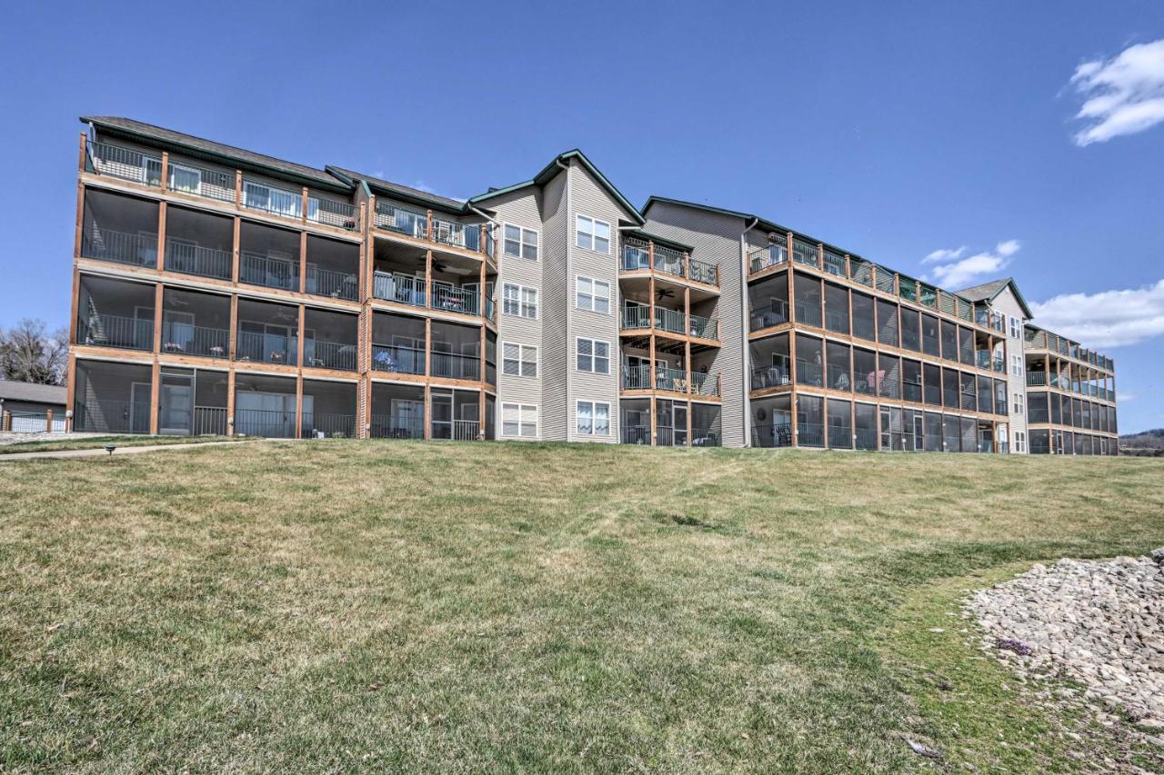 Step-Free Camdenton Condo With Boat Ramp, Dock, Slip 외부 사진