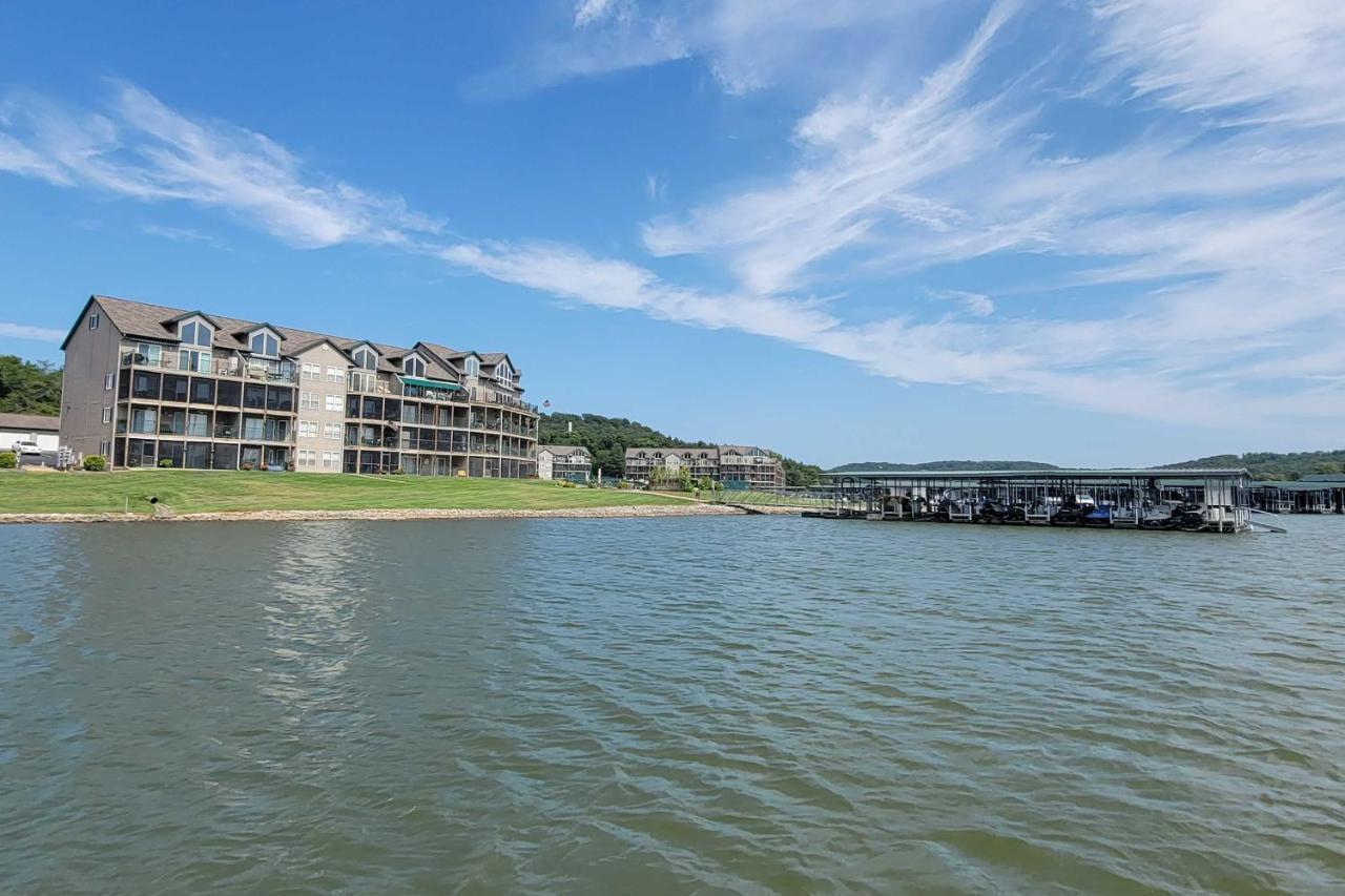 Step-Free Camdenton Condo With Boat Ramp, Dock, Slip 외부 사진