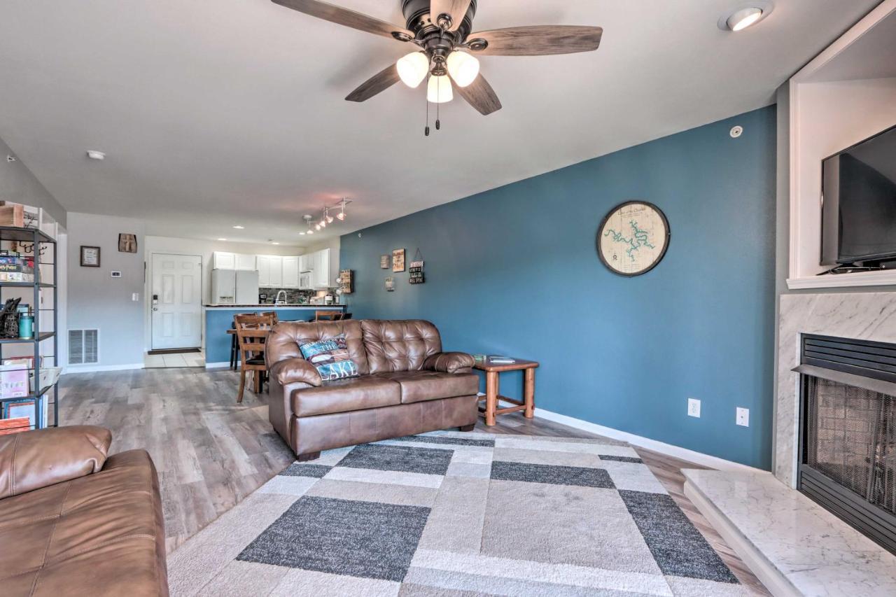 Step-Free Camdenton Condo With Boat Ramp, Dock, Slip 외부 사진