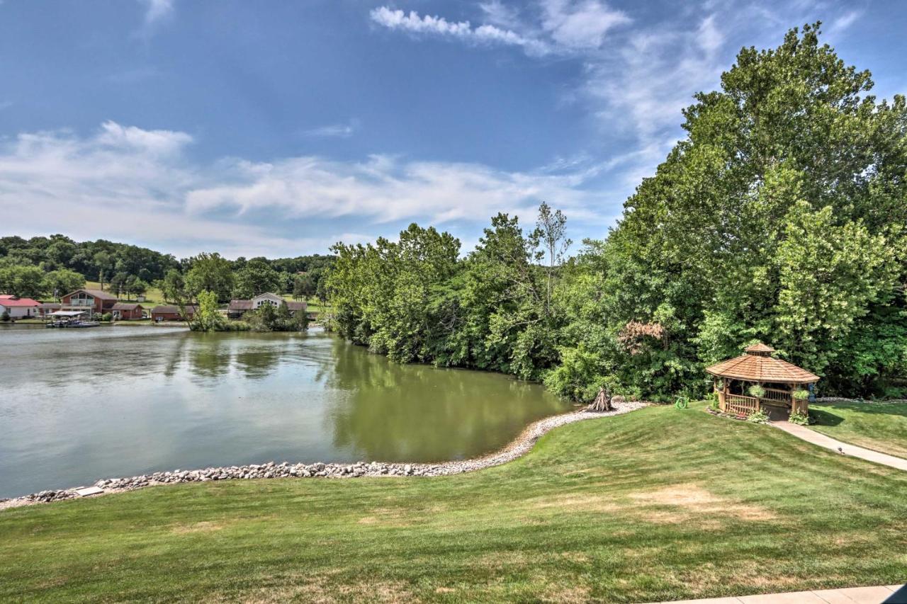 Step-Free Camdenton Condo With Boat Ramp, Dock, Slip 외부 사진